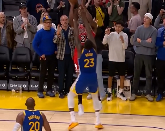 开云体育平台在哪里注册-追梦致命犯规！克赖尔2罚中1 杰伦·史密斯2罚全中将比赛逼进加时