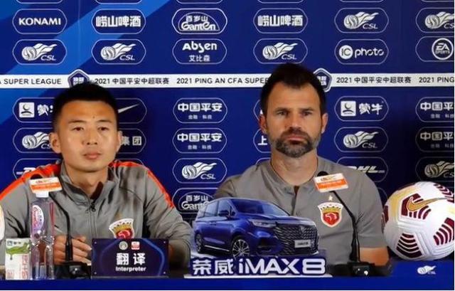 开云体育APP官网-提醒队员警惕大连人队定位球 莱科：对打法很自信