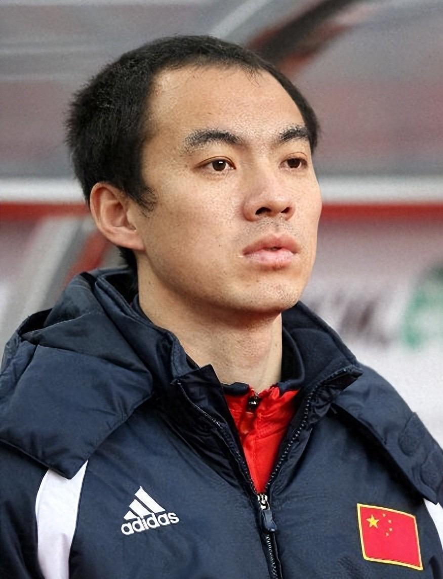 开云体育平台在哪里注册-原来他俩是父子，父亲是国安名宿，儿子是U18新秀 已登陆英超球队